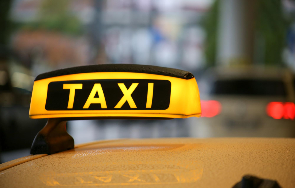 Jak spokojnie zaplanować przejazd taxi w okolicy Starego Sącza Jak spokojnie zaplanować przejazd taxi w okolicy Starego Sącza